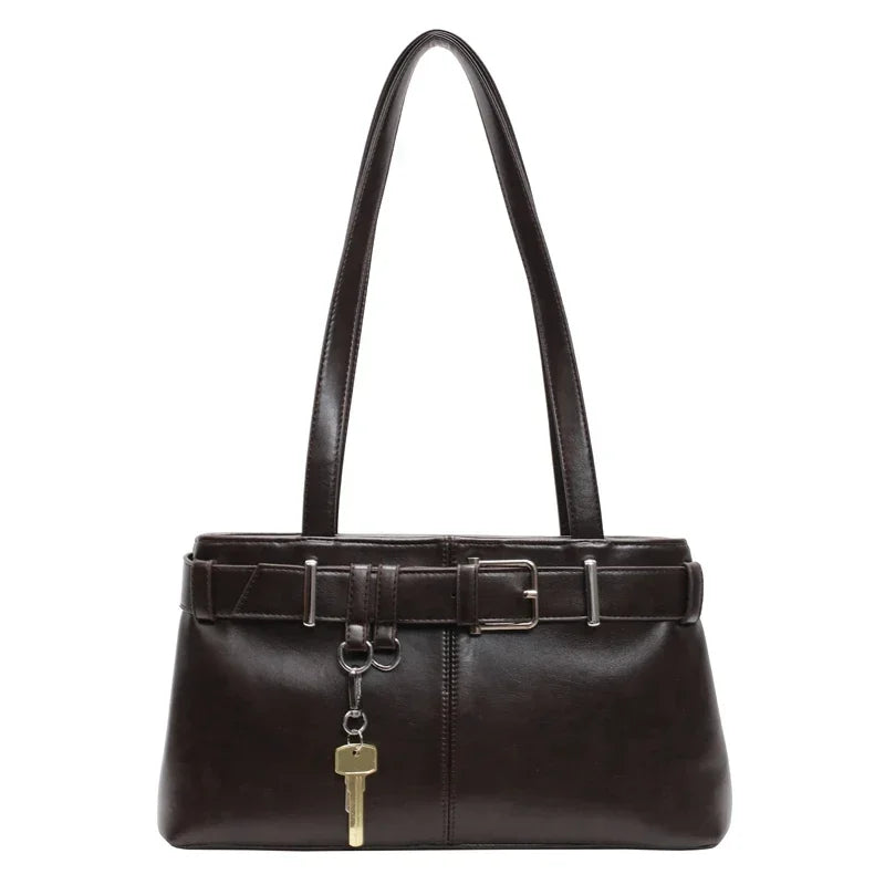 Succombez au sac ALITA, sac à main en cuir café élégant avec bandoulière, compact et raffiné, idéal pour sublimer vos tenues au quotidien