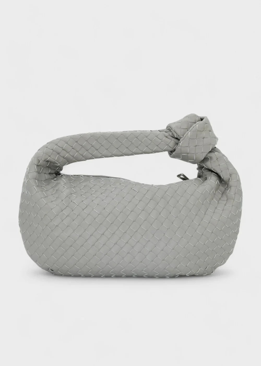 Sac cuir tressé demi lune gris élégant pour femme, design chic et pratique, parfait pour un usage quotidien ou une sortie sophistiquée.