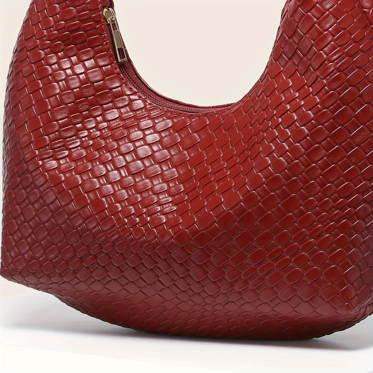sac KAM petit sac à main cuir rouge élégant, format compact et chic, idéal pour sorties, soirées et rendez-vous avec style
