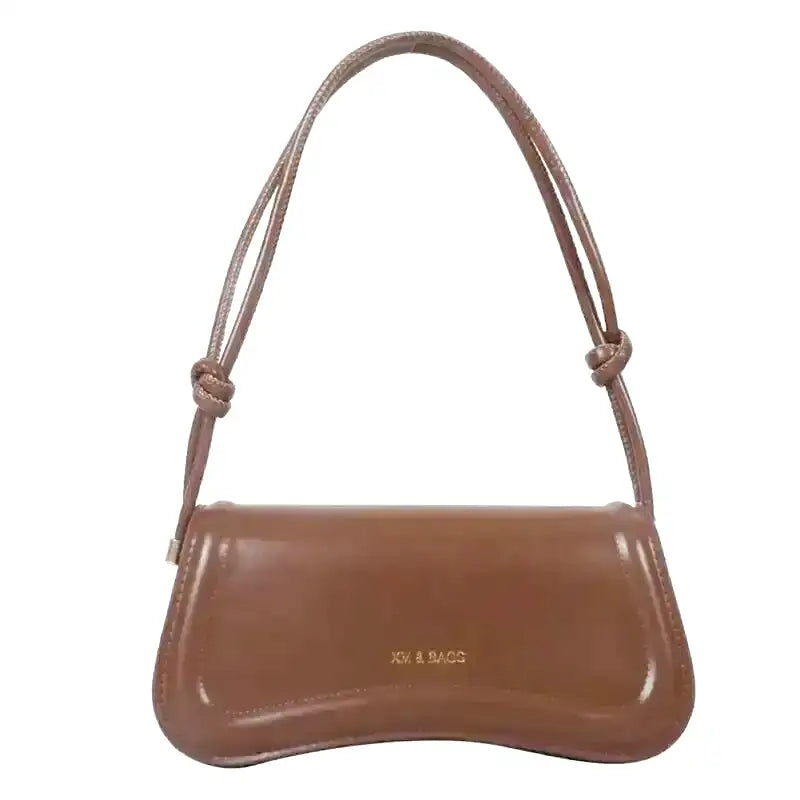 Sac à main LIVIA petit format marron porté épaule et bandoulière, design raffiné et compact, idéal pour vos essentiels quotidiens avec style