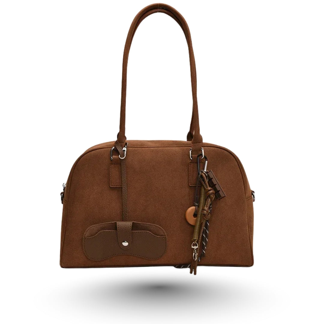 MARINA – Sac à main bandoulière en daim marron, robuste et raffiné, idéal pour cours et travail.